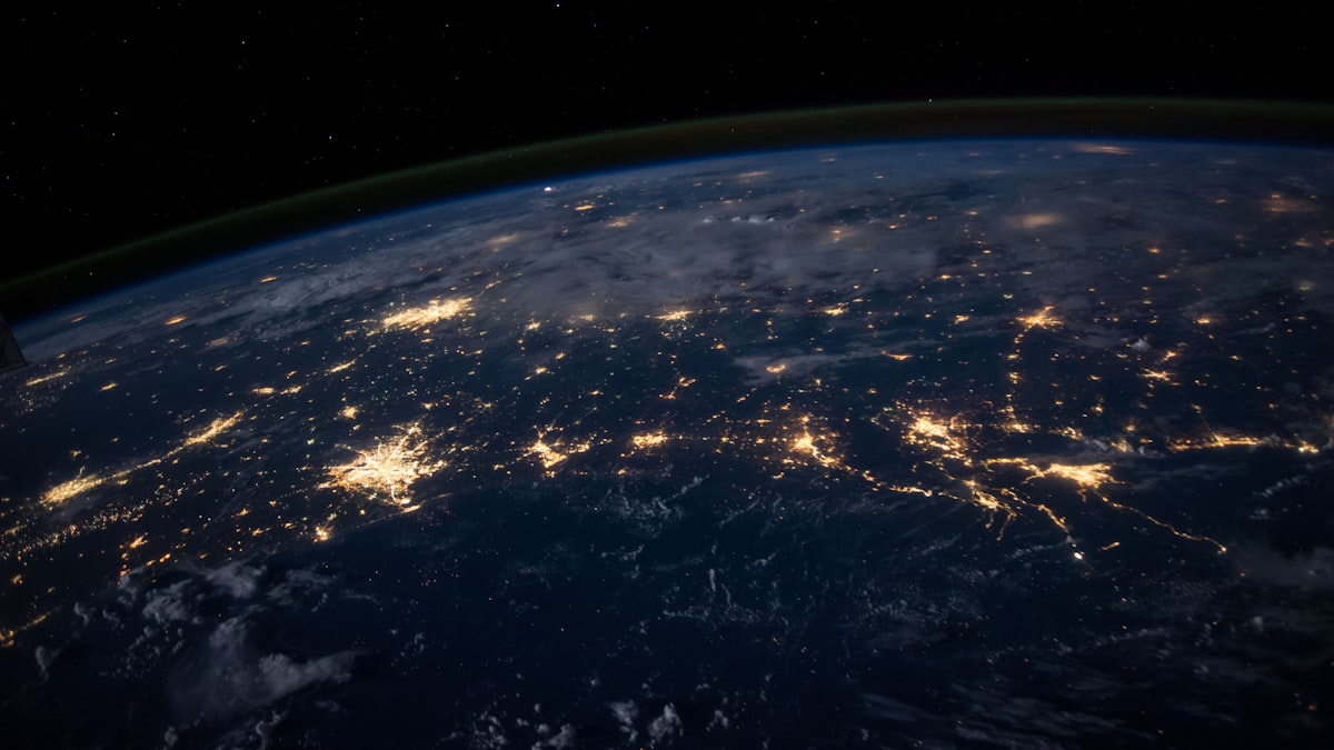 50 Sites. One Orchestrator. How MOJO's Global Controller Turns Distributed Bare Metal into a Single Fleet